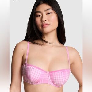 🔥VS Pink velvet-trimmed unlined balconette bra sz 38D NWT